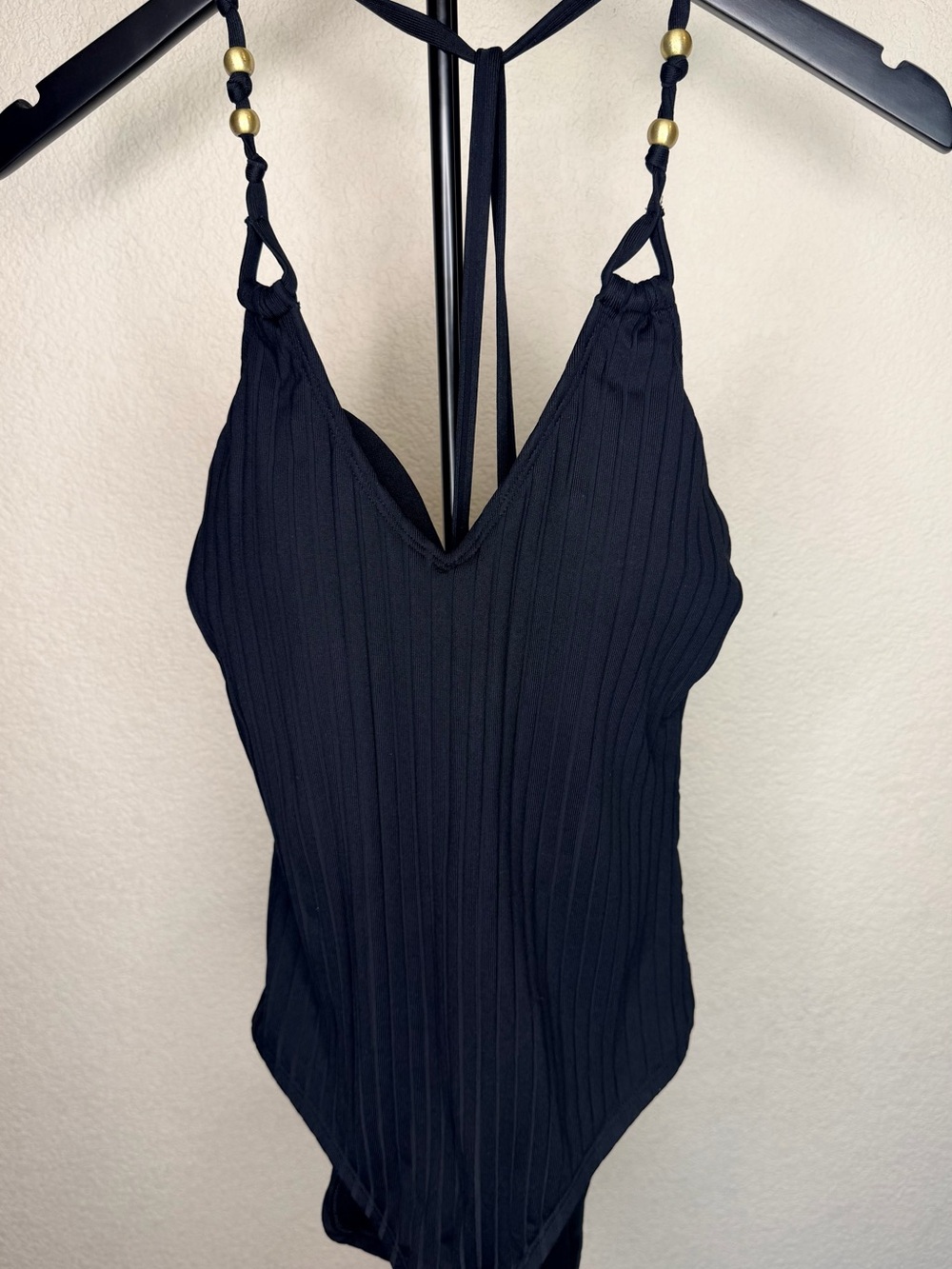 Shade & Shore Black Ribbed V-Neck SwimSuit! Almost New!